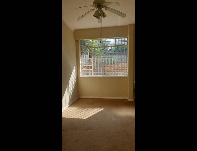 1 bed property to rent in SAVOY ESTATE